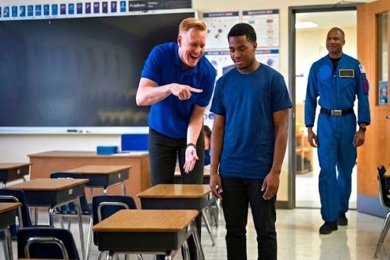 He Said “My Dad Works at NASA.” The Whole Class Laughed—Until This Man Walked In 